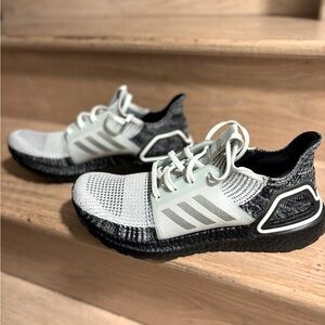 NWoT Adidas BOOST Running Shoes - Mint Green, Gray & Black - Men’s 9.5 US